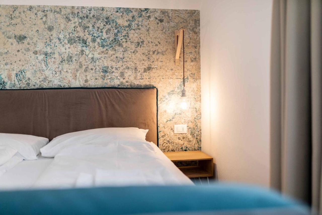 Stay Cooper L Guesthouse Zum Loewen Merano Eksteriør bilde