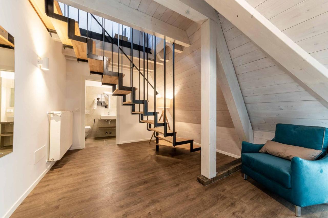 Stay Cooper L Guesthouse Zum Loewen Merano Eksteriør bilde