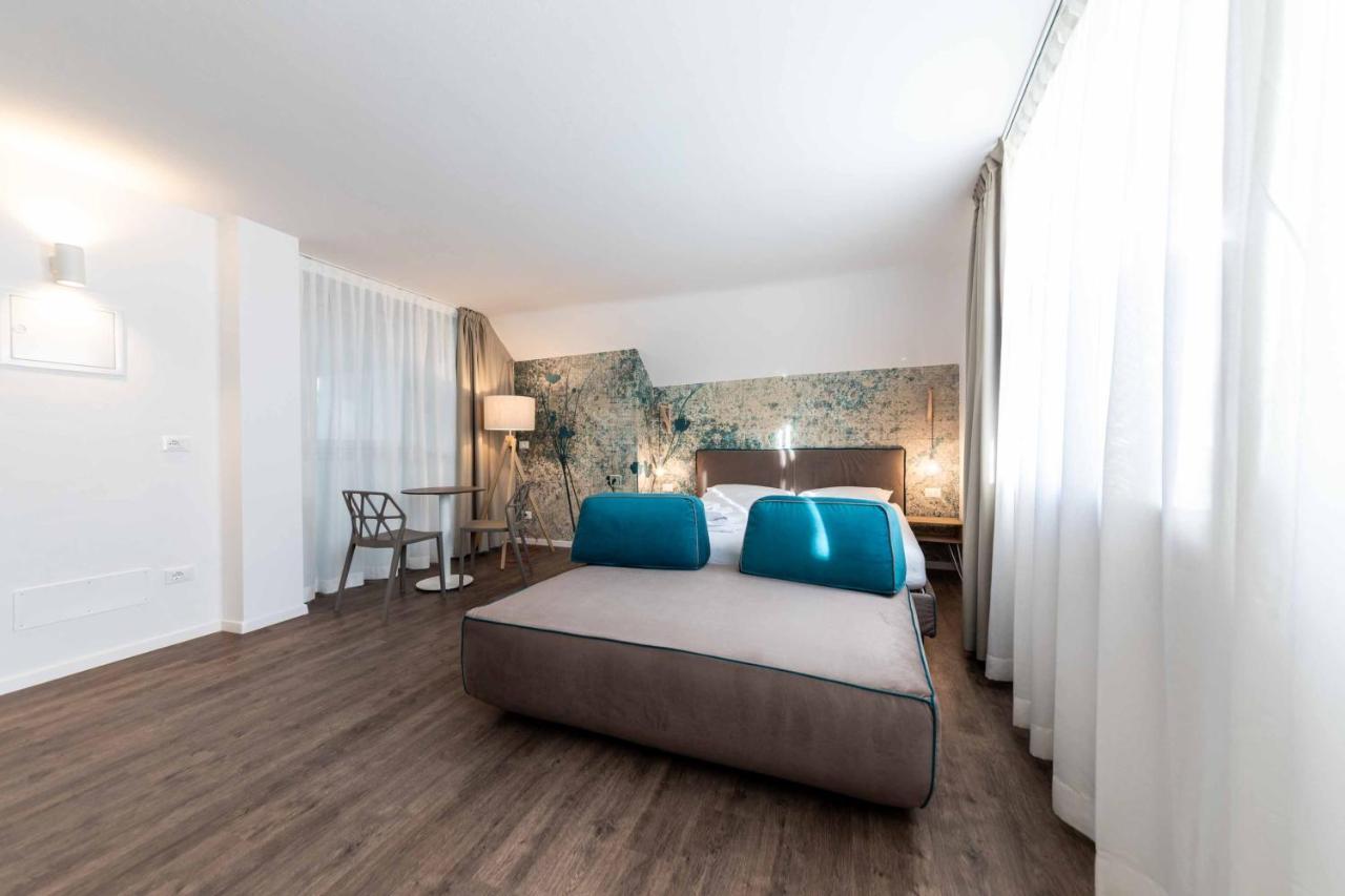 Stay Cooper L Guesthouse Zum Loewen Merano Eksteriør bilde
