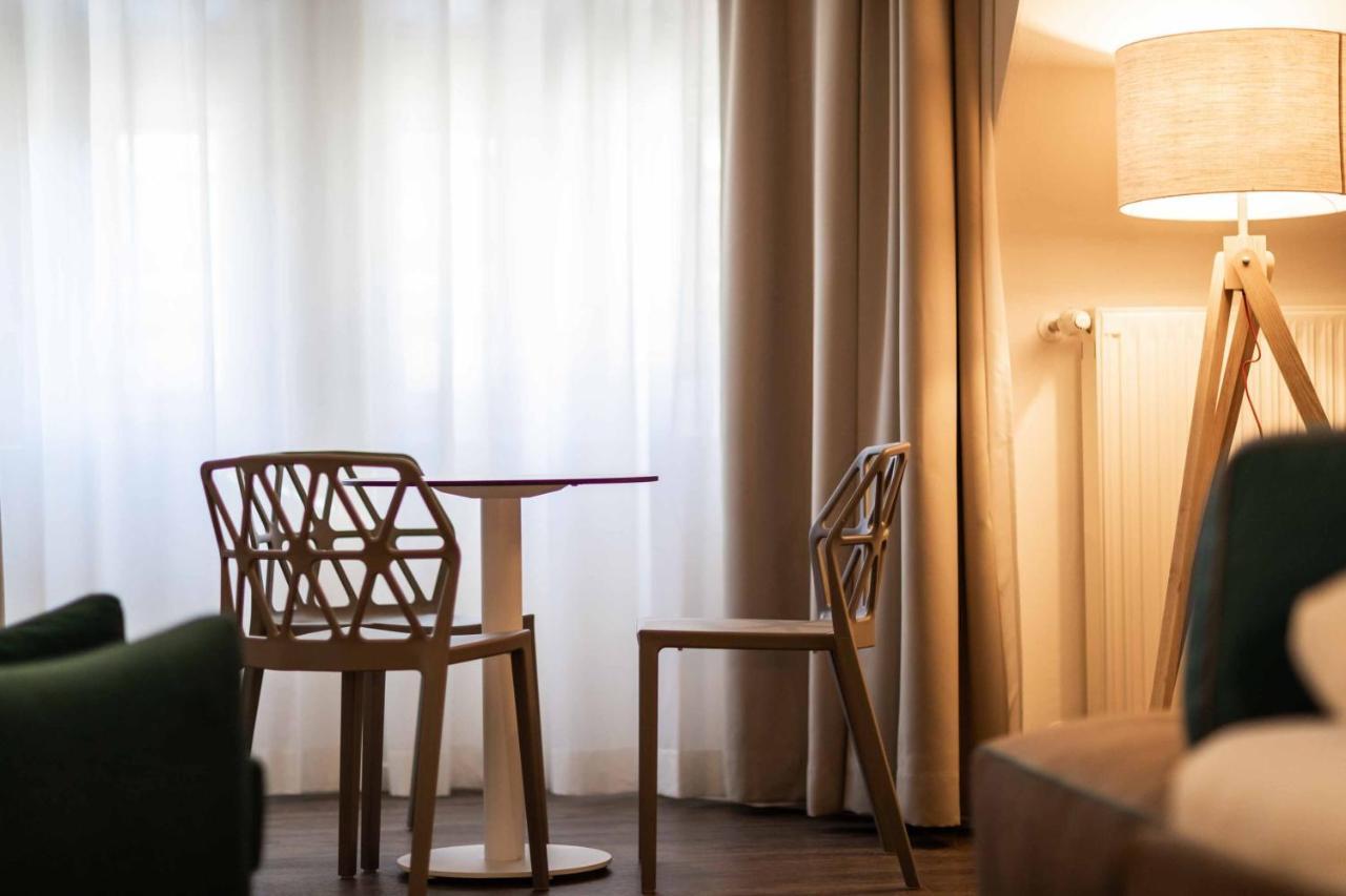 Stay Cooper L Guesthouse Zum Loewen Merano Eksteriør bilde