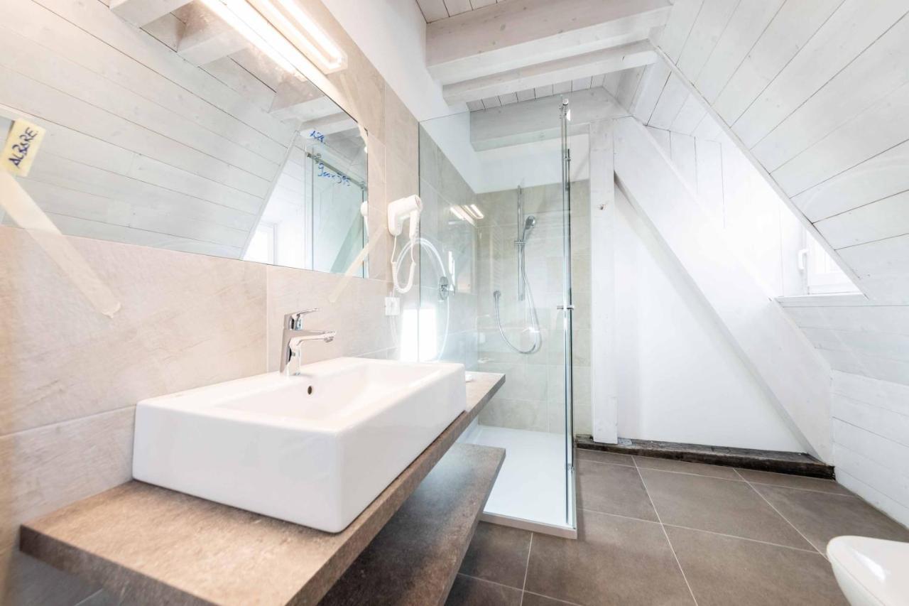 Stay Cooper L Guesthouse Zum Loewen Merano Eksteriør bilde