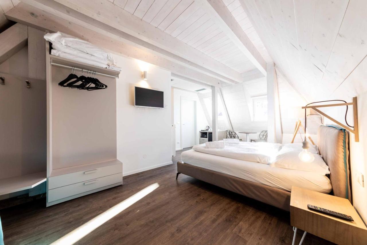 Stay Cooper L Guesthouse Zum Loewen Merano Eksteriør bilde