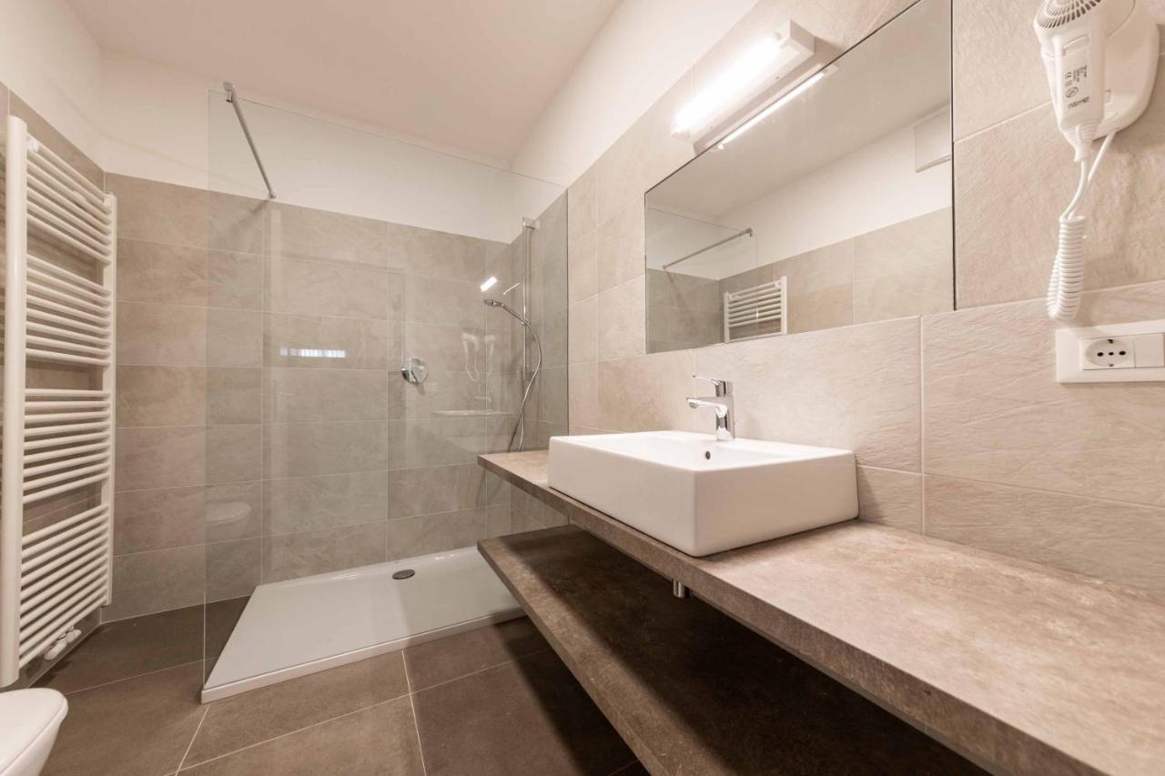 Stay Cooper L Guesthouse Zum Loewen Merano Eksteriør bilde